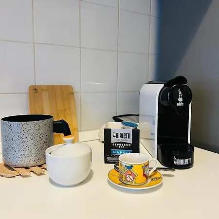 Casa Flora * Μπιέλλα